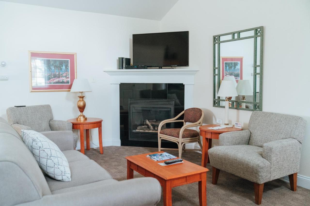 Skaneateles Suites Ngoại thất bức ảnh