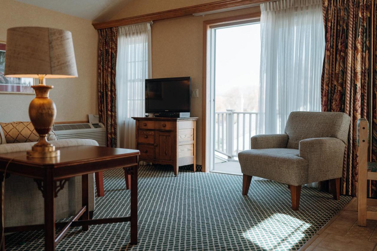 Skaneateles Suites Ngoại thất bức ảnh