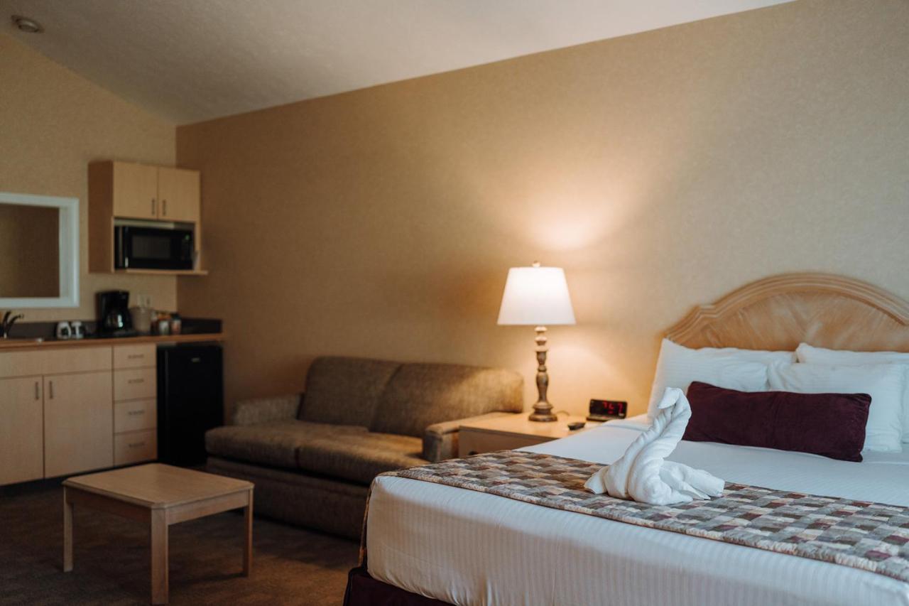 Skaneateles Suites Ngoại thất bức ảnh